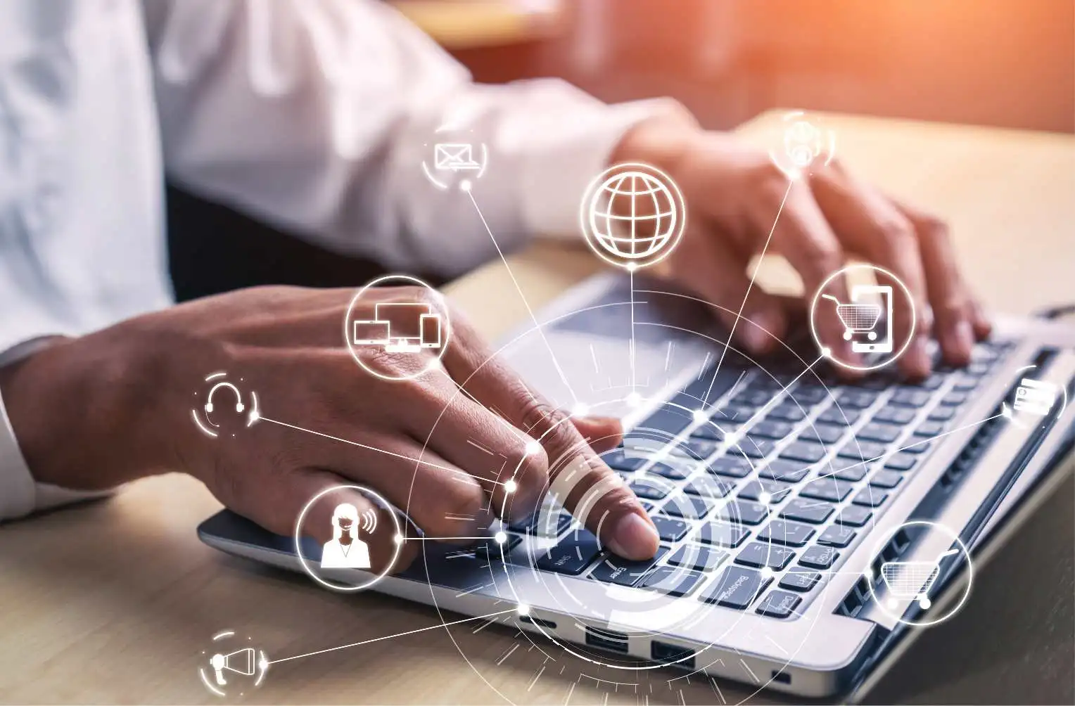 Equipo de profesionales de PortalPBX colaborando en proyectos tecnológicos